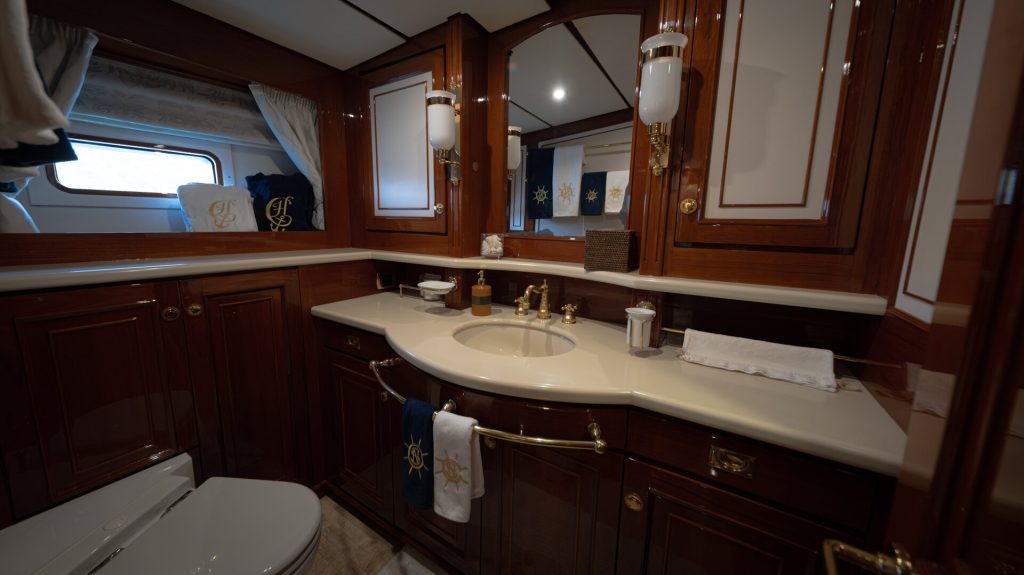 Galileo superyacht guest cabin with double bed 3